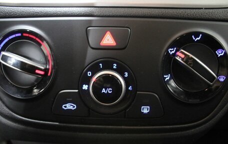 Hyundai Solaris II рестайлинг, 2018 год, 1 255 000 рублей, 18 фотография