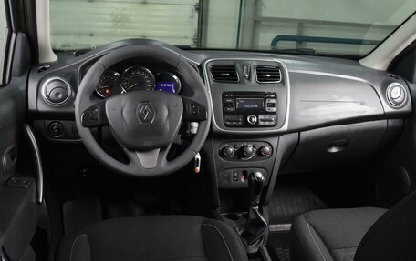 Renault Sandero II рестайлинг, 2016 год, 1 089 000 рублей, 6 фотография