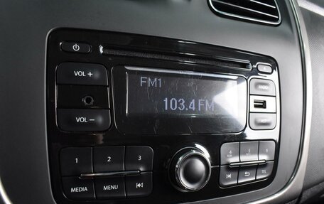 Renault Sandero II рестайлинг, 2016 год, 1 089 000 рублей, 13 фотография