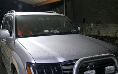 Toyota Land Cruiser 100 рестайлинг 2, 2006 год, 3 100 000 рублей, 1 фотография