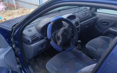 Renault Clio III, 2001 год, 170 000 рублей, 2 фотография