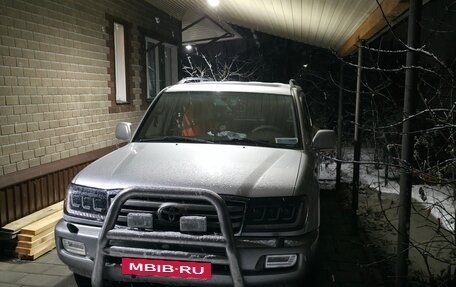 Toyota Land Cruiser 100 рестайлинг 2, 2006 год, 3 100 000 рублей, 2 фотография