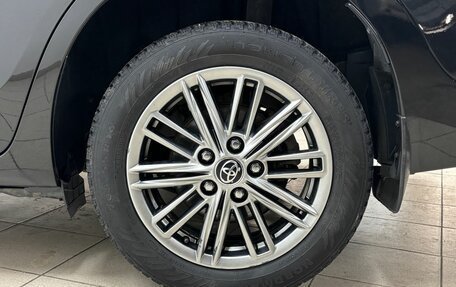 Toyota Corolla, 2018 год, 1 880 000 рублей, 19 фотография