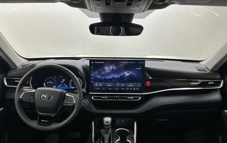 Toyota Highlander, 2025 год, 6 350 000 рублей, 17 фотография