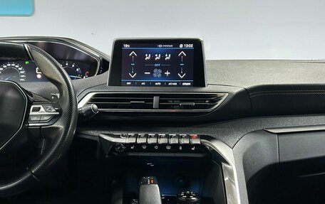 Peugeot 3008 II, 2018 год, 1 812 000 рублей, 21 фотография