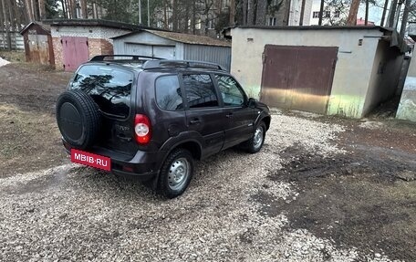 Chevrolet Niva I рестайлинг, 2011 год, 295 000 рублей, 5 фотография
