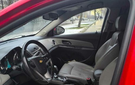 Chevrolet Cruze II, 2013 год, 900 000 рублей, 2 фотография