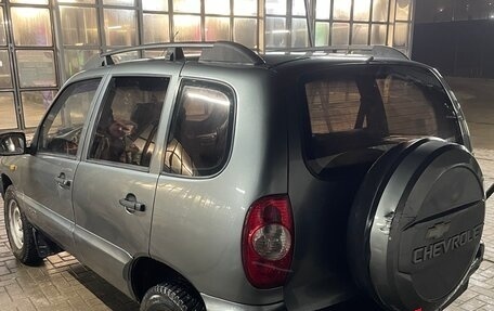 Chevrolet Niva I рестайлинг, 2005 год, 400 000 рублей, 6 фотография