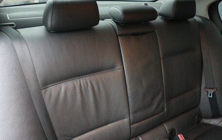 BMW 3 серия, 2007 год, 1 299 000 рублей, 16 фотография