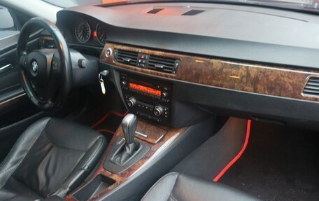 BMW 3 серия, 2007 год, 1 299 000 рублей, 11 фотография