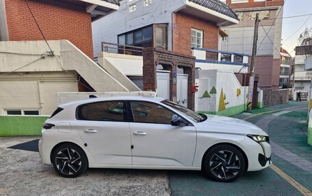 Peugeot 308, 2022 год, 2 400 000 рублей, 3 фотография