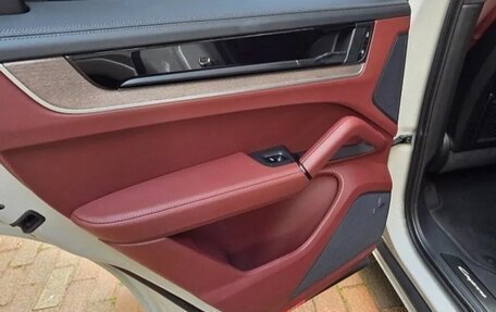 Porsche Cayenne III, 2025 год, 18 394 000 рублей, 10 фотография