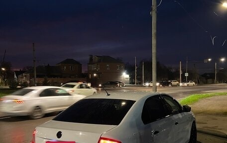 Skoda Rapid I, 2015 год, 750 000 рублей, 2 фотография