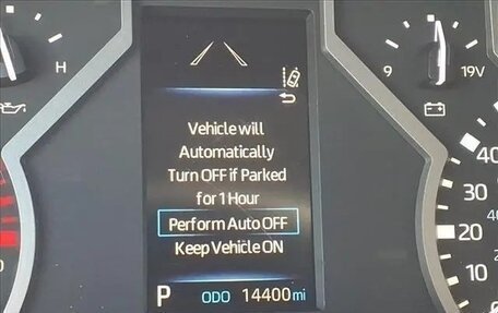 Toyota Tundra, 2022 год, 5 830 000 рублей, 16 фотография