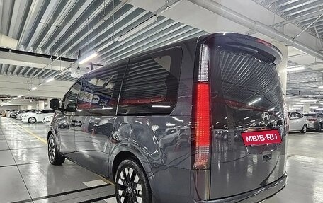 Hyundai Staria, 2025 год, 4 360 000 рублей, 4 фотография