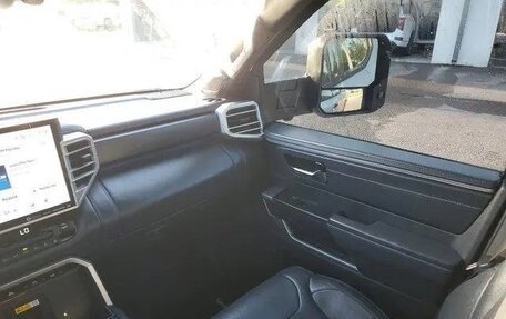 Toyota Tundra, 2022 год, 6 710 000 рублей, 10 фотография