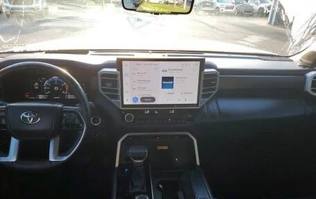 Toyota Tundra, 2022 год, 6 710 000 рублей, 9 фотография