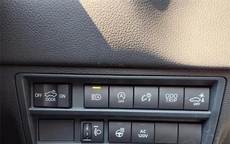 Toyota Tundra, 2022 год, 6 800 000 рублей, 25 фотография