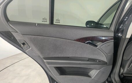 Mercedes-Benz E-Класс, 2005 год, 539 000 рублей, 18 фотография