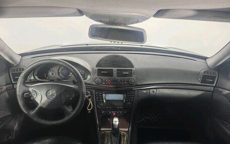 Mercedes-Benz E-Класс, 2005 год, 539 000 рублей, 14 фотография