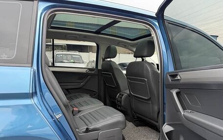 Volkswagen Touran III, 2021 год, 1 510 123 рублей, 13 фотография