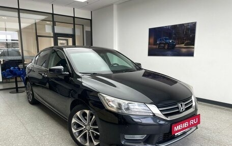 Honda Accord IX рестайлинг, 2013 год, 1 650 000 рублей, 4 фотография