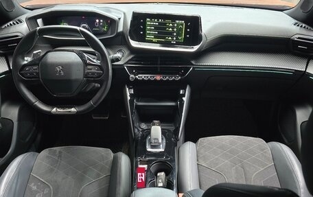 Peugeot 2008 II, 2021 год, 1 495 000 рублей, 7 фотография