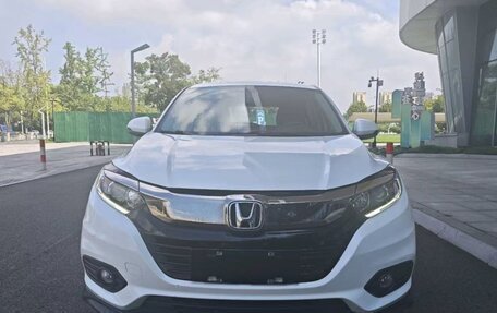 Honda Vezel, 2020 год, 1 070 000 рублей, 4 фотография