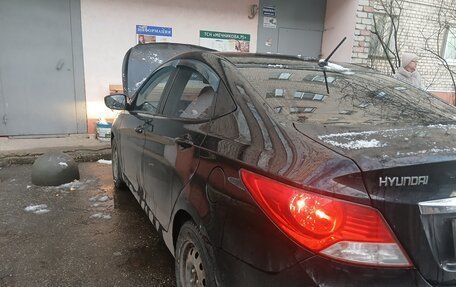 Hyundai Solaris II рестайлинг, 2012 год, 553 000 рублей, 12 фотография