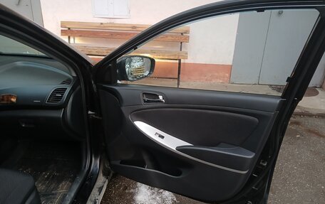 Hyundai Solaris II рестайлинг, 2012 год, 553 000 рублей, 5 фотография