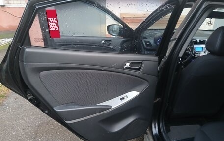 Hyundai Solaris II рестайлинг, 2012 год, 553 000 рублей, 3 фотография