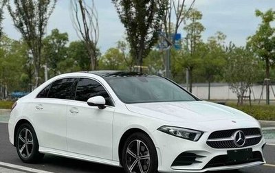 Mercedes-Benz A-Класс, 2020 год, 1 920 000 рублей, 1 фотография