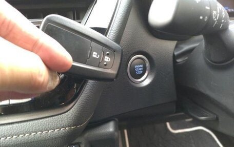 Toyota Corolla, 2020 год, 1 298 000 рублей, 8 фотография