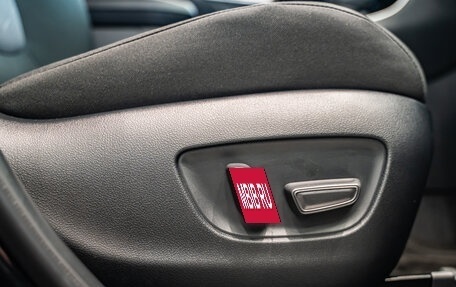 Toyota RAV4, 2025 год, 4 490 000 рублей, 11 фотография