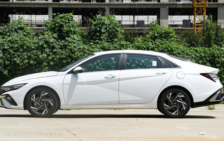 Hyundai Elantra, 2025 год, 1 605 900 рублей, 8 фотография