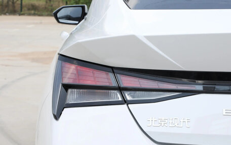 Hyundai Elantra, 2025 год, 1 605 900 рублей, 10 фотография