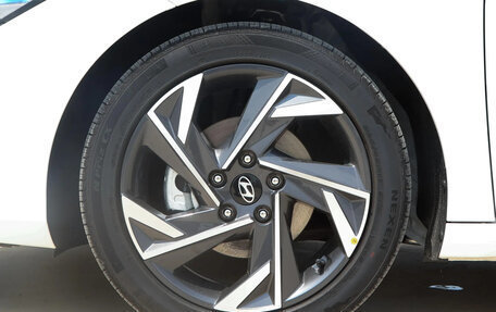 Hyundai Elantra, 2025 год, 1 605 900 рублей, 14 фотография