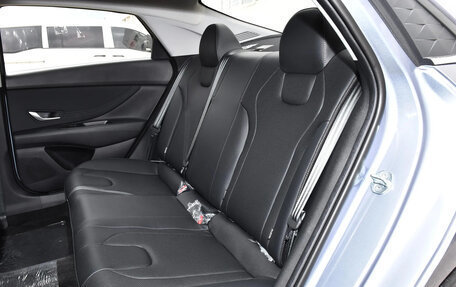 Hyundai Elantra, 2025 год, 1 605 900 рублей, 32 фотография