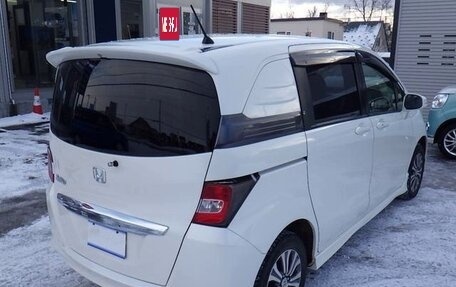 Honda Freed I, 2016 год, 744 000 рублей, 3 фотография