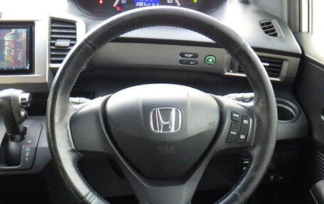 Honda Freed I, 2016 год, 744 000 рублей, 10 фотография