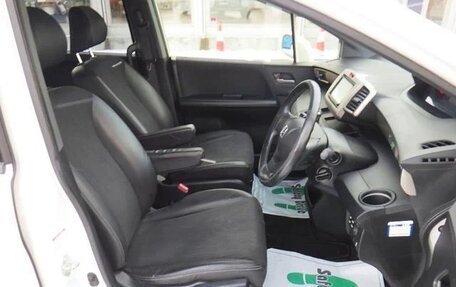 Honda Freed I, 2016 год, 744 000 рублей, 18 фотография