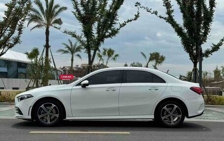 Mercedes-Benz A-Класс, 2020 год, 1 920 000 рублей, 6 фотография