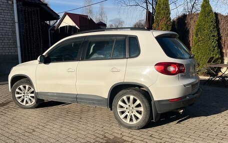 Volkswagen Tiguan I, 2011 год, 1 040 000 рублей, 5 фотография