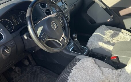 Volkswagen Tiguan I, 2011 год, 1 040 000 рублей, 10 фотография