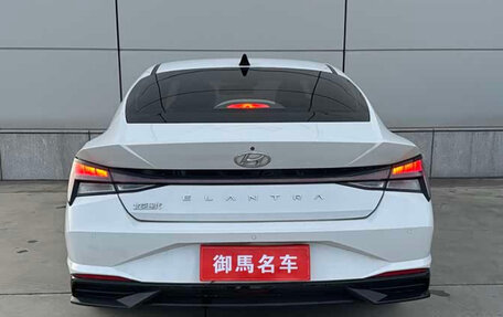 Hyundai Elantra, 2021 год, 1 350 000 рублей, 4 фотография