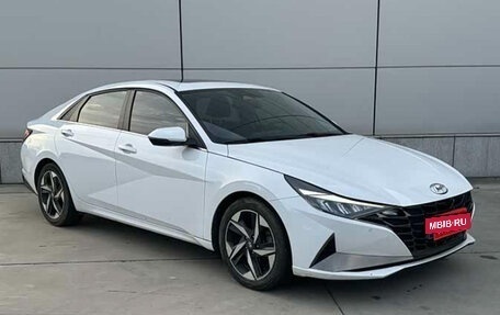 Hyundai Elantra, 2021 год, 1 350 000 рублей, 5 фотография