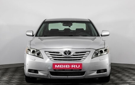 Toyota Camry, 2008 год, 875 000 рублей, 2 фотография