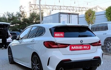 BMW 1 серия, 2021 год, 2 270 111 рублей, 2 фотография