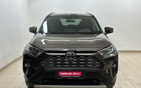 Toyota RAV4, 2020 год, 3 199 000 рублей, 2 фотография