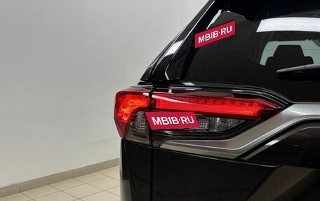 Toyota RAV4, 2020 год, 3 199 000 рублей, 10 фотография